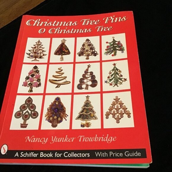 Vintage Danecraft Christmas Tree Brooch Pin Holiday Gold Tone Red Green Enamel S - Picture 4 of 10